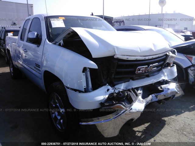 1GTSCVE03AZ259844 - 2010 GMC SIERRA C1500 SLE WHITE photo 1