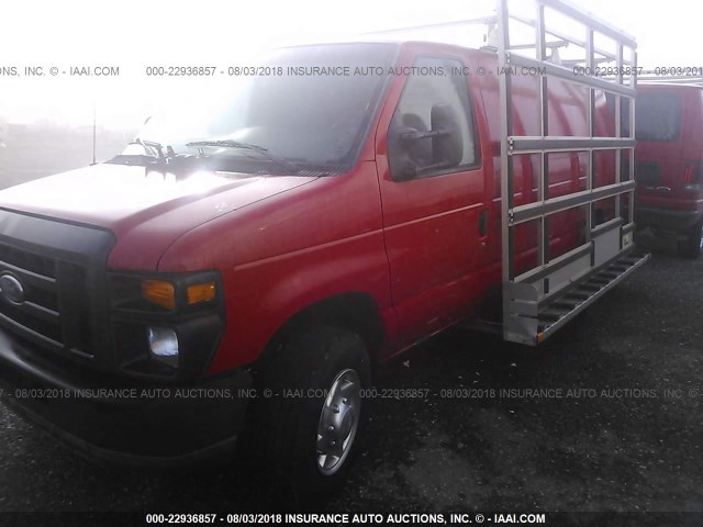 1FTSE3EL3ADA83657 - 2010 FORD ECONOLINE E350 SUPER DUTY VAN RED photo 2