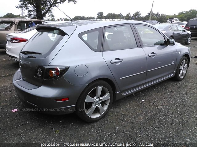 JM1BK344561489144 - 2006 MAZDA 3 HATCHBACK GRAY photo 4