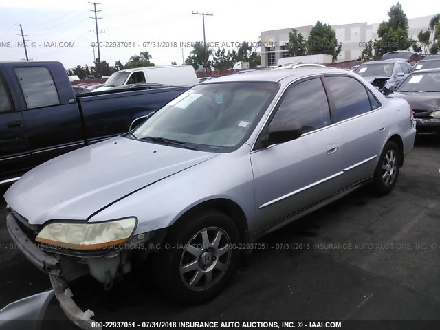 1HGCF866X1A089949 - 2001 HONDA ACCORD VALUE SILVER photo 2