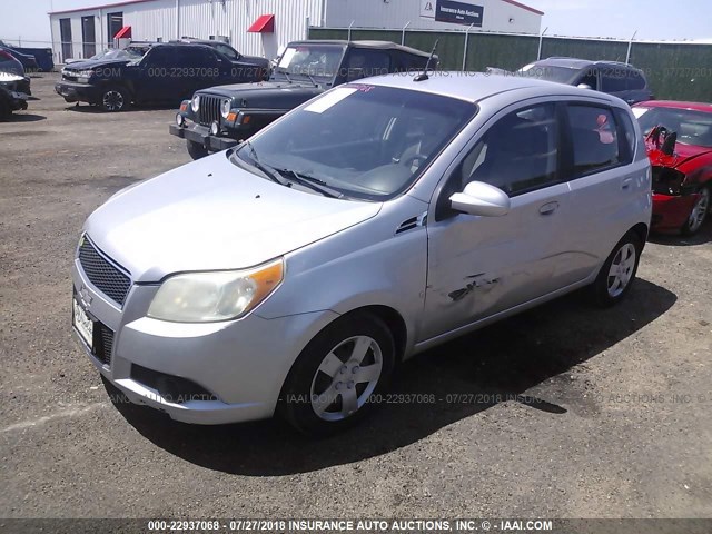 KL1TD66EX9B320359 - 2009 CHEVROLET AVEO LS/LT 银色 照片 2