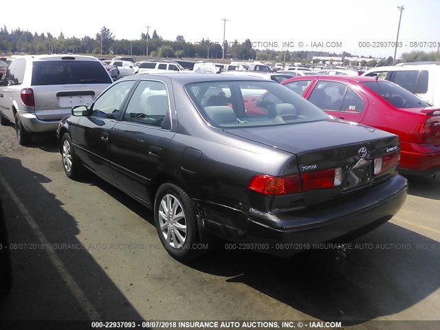 JT2BG22K6Y0459679 - 2000 TOYOTA CAMRY CE/LE/XLE 灰色 照片 3