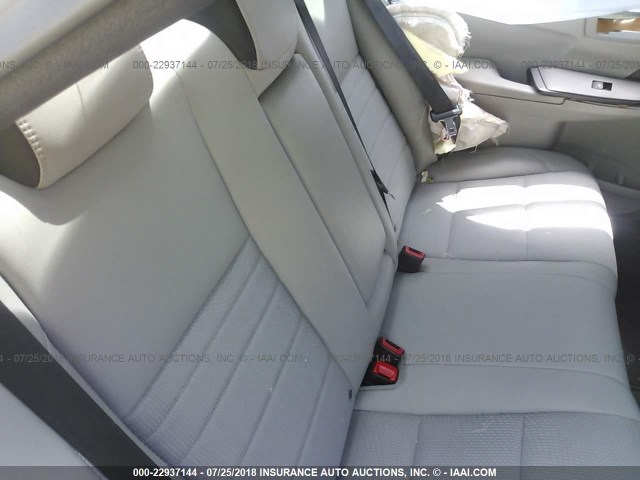 4T1BF1FK6HU289701 - 2017 TOYOTA CAMRY LE/XLE/SE/XSE 白色 照片 8