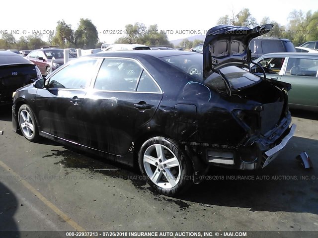4T1BF1FK1CU089012 - 2012 TOYOTA CAMRY SE/LE/XLE BLACK photo 3