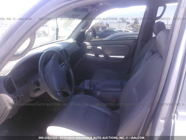 5TDBT48A92S060525 - 2002 TOYOTA SEQUOIA LIMITED SILVER photo 5