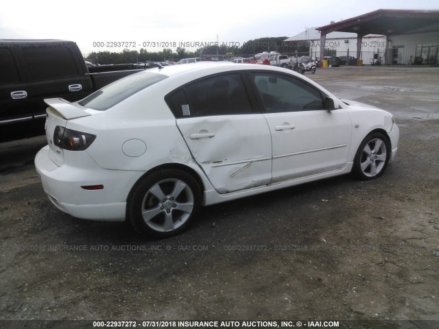 JM1BK323941169266 - 2004 MAZDA 3 S WHITE photo 4