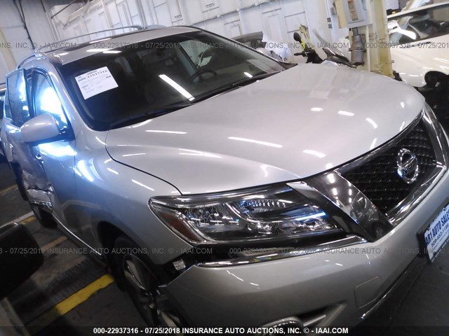 5N1AR2MM2DC648541 - 2013 NISSAN PATHFINDER S/SV/SL/PLATINUM SILVER photo 1