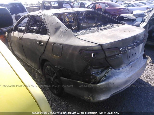 4T1BF1FK4CU018418 - 2012 TOYOTA CAMRY SE/LE/XLE შავი ფოტო 3