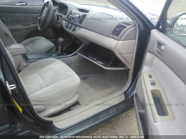 4T1BE30K32U510718 - 2002 TOYOTA CAMRY LE/XLE/SE 绿色 照片 5