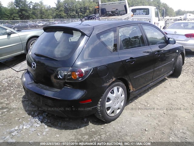 JM1BK343851249141 - 2005 MAZDA 3 HATCHBACK BLACK photo 4