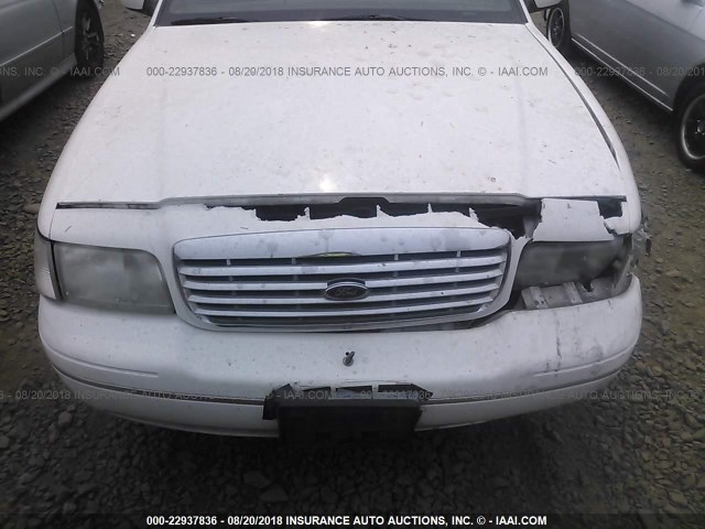 2FAFP73W7YX122467 - 2000 FORD CROWN VICTORIA  WHITE photo 6