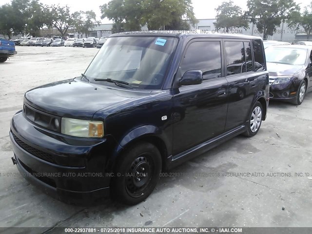 JTLKT324450212932 - 2005 TOYOTA SCION XB Blau Foto 2