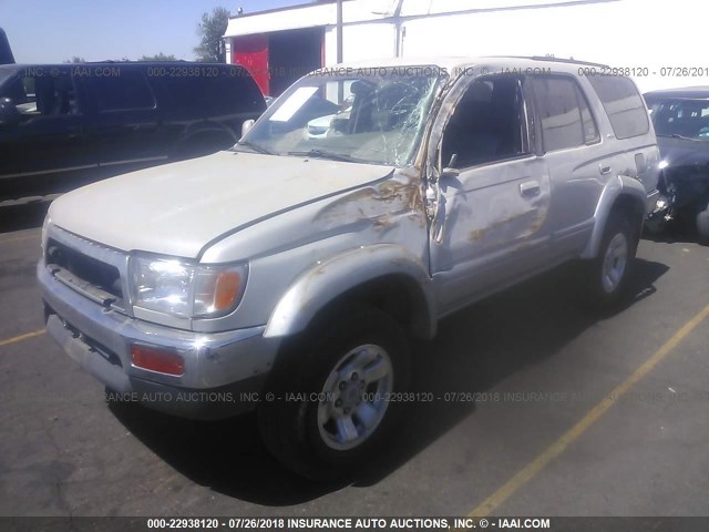 JT3HN87RXW9014519 - 1998 TOYOTA 4RUNNER LIMITED SILVER photo 2