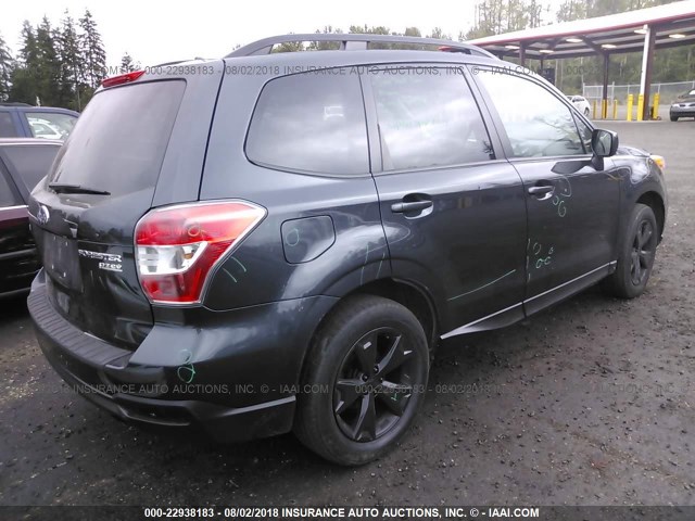 JF2SJADCXFH532478 - 2015 SUBARU FORESTER 2.5I PREMIUM GRAY photo 4