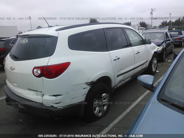 1GNLREEDXAS137066 - 2010 CHEVROLET TRAVERSE LS WHITE photo 4