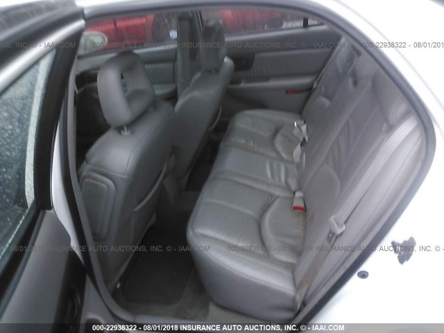 2G4WF5516Y1229544 - 2000 BUICK REGAL GS WHITE photo 8