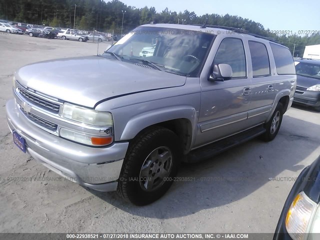 3GNEC16ZX4G313056 - 2004 CHEVROLET SUBURBAN C1500 GOLD photo 2