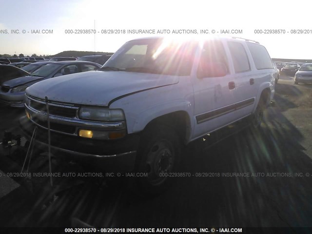 3GNGK26UX5G292054 - 2005 CHEVROLET SUBURBAN K2500 WHITE photo 2