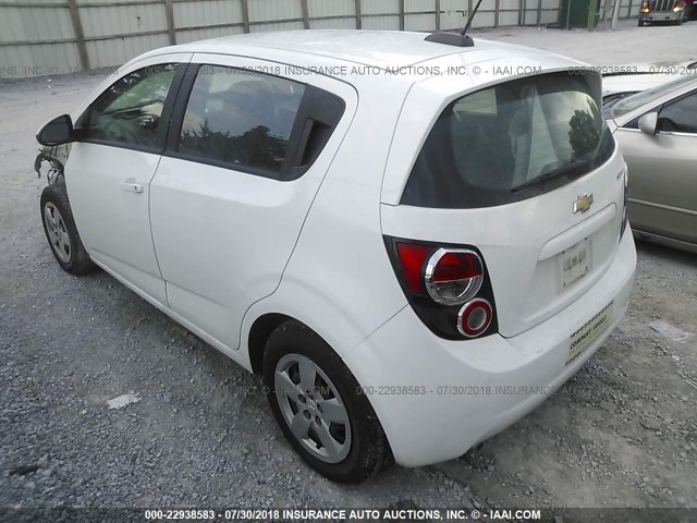 1G1JA6SH5F4186717 - 2015 CHEVROLET SONIC LS WHITE photo 3