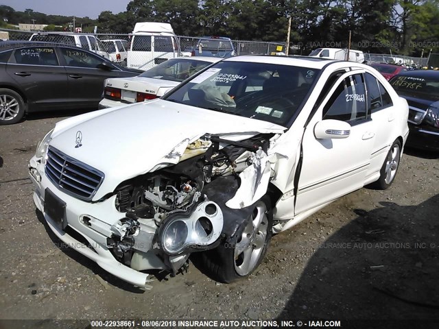 WDBRF52H76F780542 - 2006 MERCEDES-BENZ C GENERATION 2006 230 WHITE photo 2