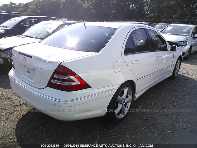 WDBRF52H76F780542 - 2006 MERCEDES-BENZ C GENERATION 2006 230 WHITE photo 4