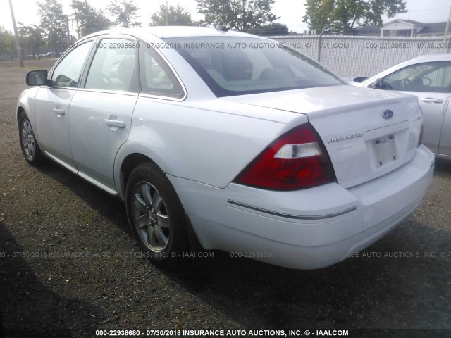 1FAHP24197G123655 - 2007 FORD FIVE HUNDRED SEL WHITE photo 3