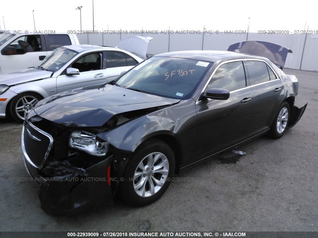 2C3CCAAG6GH151490 - 2016 CHRYSLER 300 LIMITED GRAY photo 2