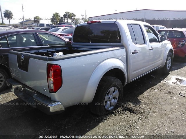 1N6AD0ERXBC448745 - 2011 NISSAN FRONTIER S/SV/SL/PRO-4X 银色 照片 4