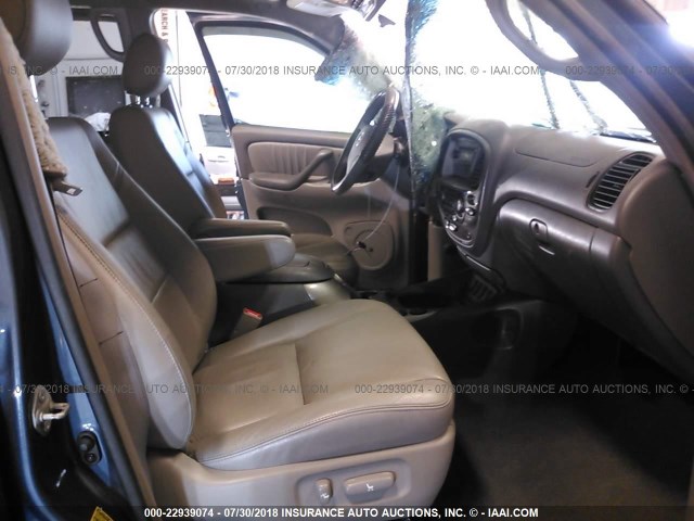 5TDBT48A35S254990 - 2005 TOYOTA SEQUOIA LIMITED BLUE photo 5