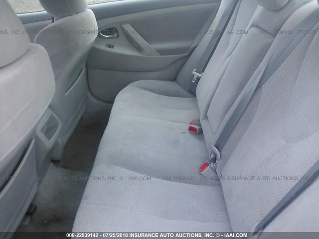 4T1BF3EK7BU617616 - 2011 TOYOTA CAMRY SE/LE/XLE მწვანე ფოტო 8