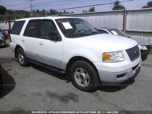 1FMPU16L63LC03659 - 2003 FORD EXPEDITION XLT WHITE photo 1