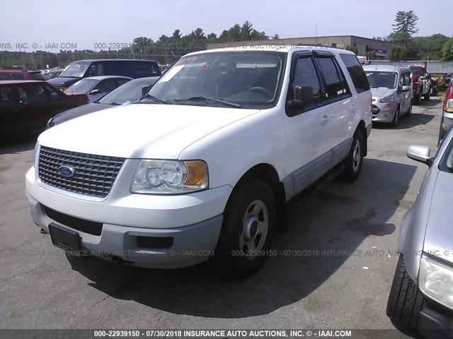 1FMPU16L63LC03659 - 2003 FORD EXPEDITION XLT WHITE photo 2
