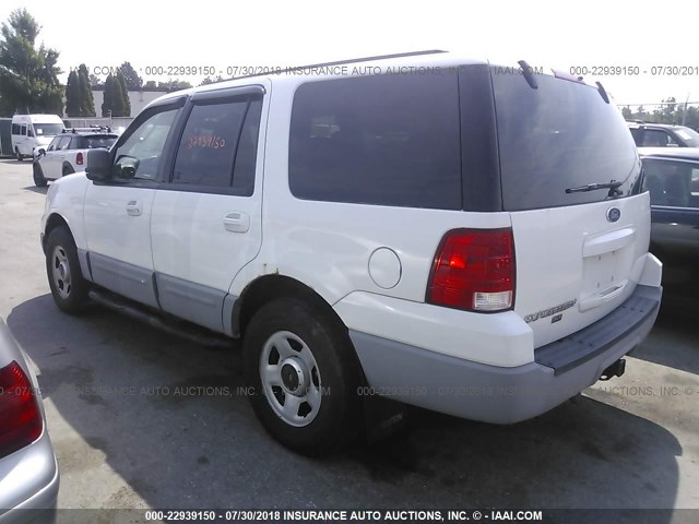 1FMPU16L63LC03659 - 2003 FORD EXPEDITION XLT WHITE photo 3