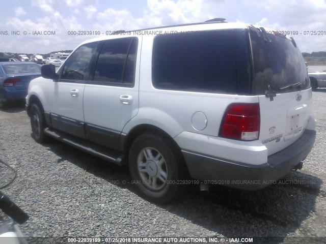 1FMPU16L54LB78822 - 2004 FORD EXPEDITION XLT WHITE photo 3