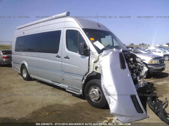 WDAPF4CC4GP228596 - 2016 MERCEDES-BENZ SPRINTER 3500 SILVER photo 1