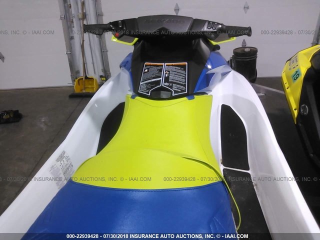 YDV51811E717 - 2017 SEADOO PERSONAL WATERCRAFT  Unknown photo 5