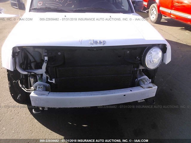 1C4NJRCB7ED586331 - 2014 JEEP PATRIOT LIMITED WHITE photo 6