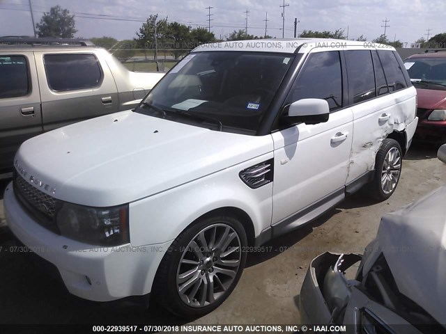 SALSK2D45CA747421 - 2012 LAND ROVER RANGE ROVER SPORT LUX WHITE photo 2