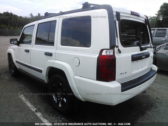 1J8HG48N96C244932 - 2006 JEEP COMMANDER WHITE photo 3