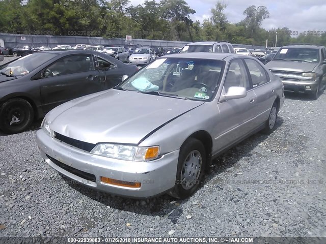 1HGCD5697TA208915 - 1996 HONDA ACCORD VALUE BEIGE photo 2