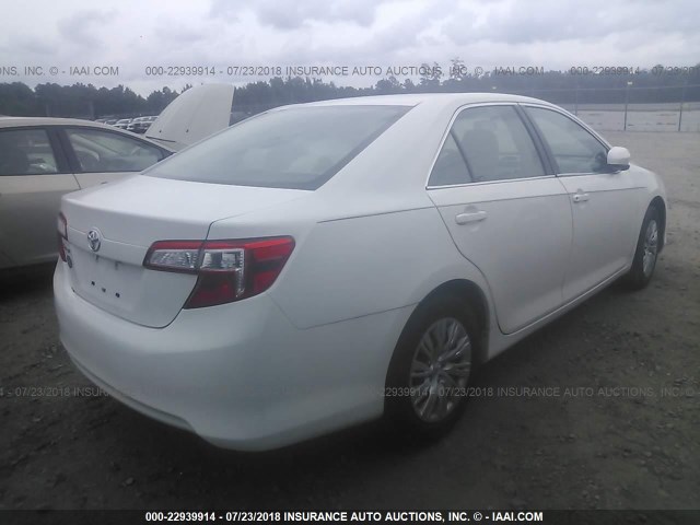 4T1BF1FK2CU588417 - 2012 TOYOTA CAMRY SE/LE/XLE თეთრი ფოტო 4