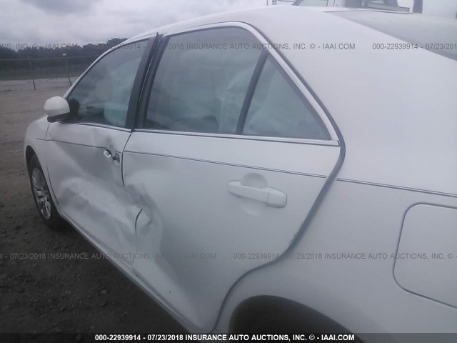 4T1BF1FK2CU588417 - 2012 TOYOTA CAMRY SE/LE/XLE თეთრი ფოტო 6