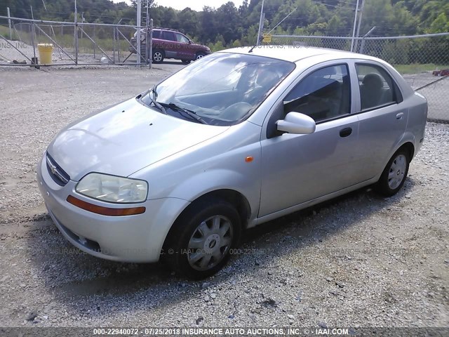 KL1TJ52654B168176 - 2004 CHEVROLET AVEO LS SILVER photo 2