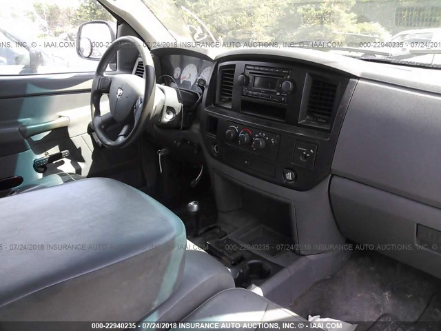 3D7KS26D18G117205 - 2008 DODGE RAM 2500 ST/SLT 红色 照片 5