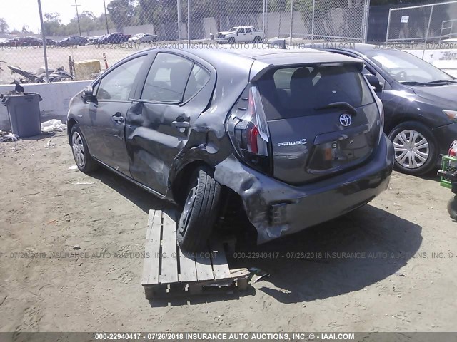 JTDKDTB37F1103098 - 2015 TOYOTA PRIUS C GRAY photo 3