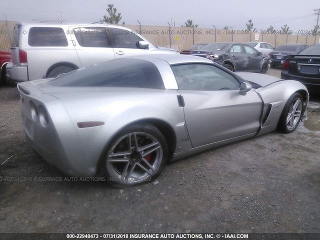 1G1YY26E875101111 - 2007 CHEVROLET CORVETTE Z06 SILVER photo 4