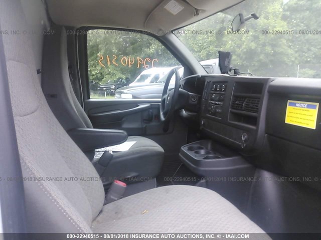 1GB0G3BGXC1116008 - 2012 CHEVROLET EXPRESS G3500  Unknown photo 5