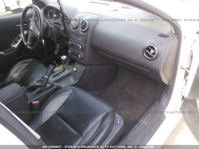 1G2ZM577484165442 - 2008 PONTIAC G6 GXP WHITE photo 5