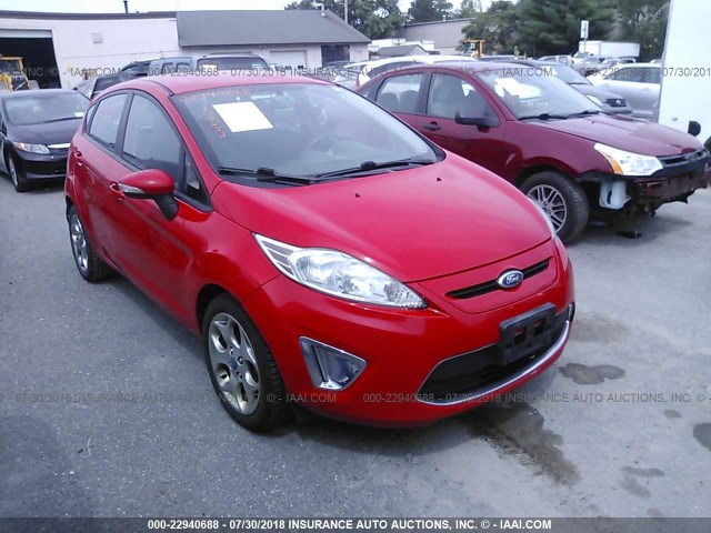 3FADP4FJ8CM177018 - 2012 FORD FIESTA SES RED photo 1