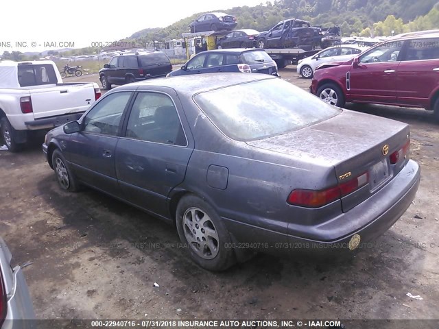 4T1BF22K0VU024926 - 1997 TOYOTA CAMRY CE/LE/XLE 灰色 照片 3